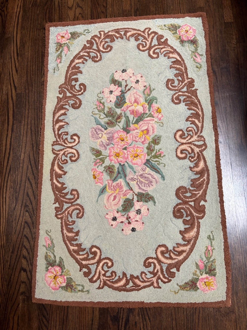 Gorgeous 1920s shabby chic cooked rug